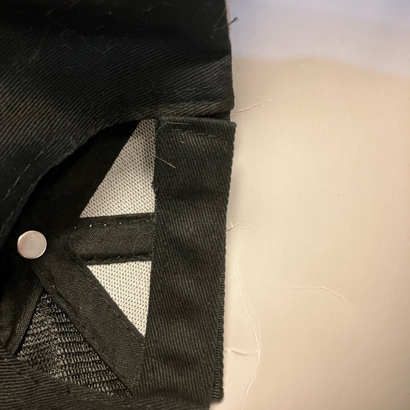 Men’s Shanghai Basketball 🏀 Association Hat. Adjustable in back with Velcro - Picture 3 of 3